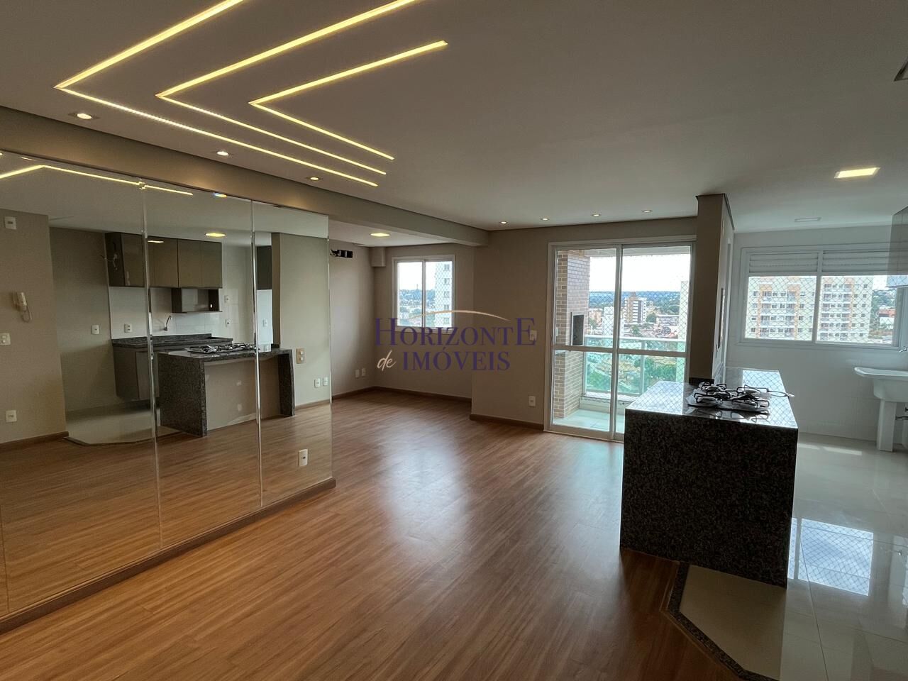Apartamento para alugar com 2 quartos, 73m² - Foto 4