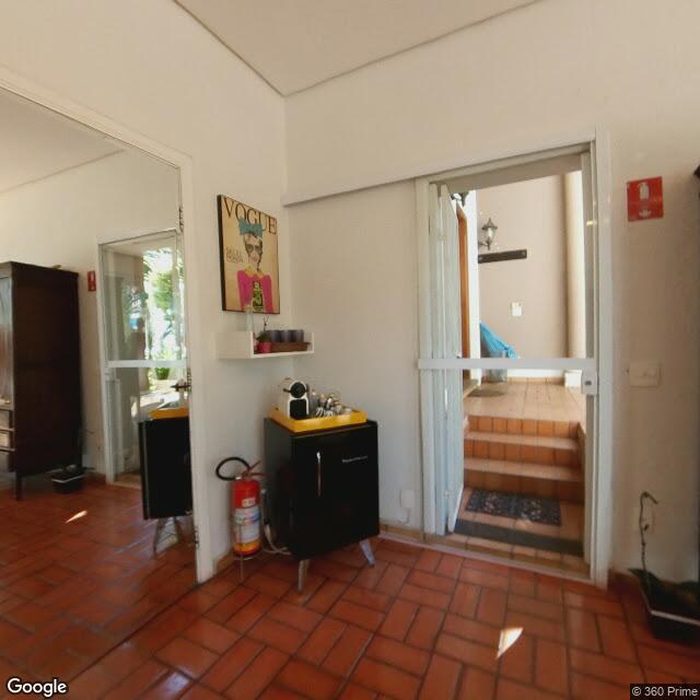 Imagem estática do "Street View" da localização