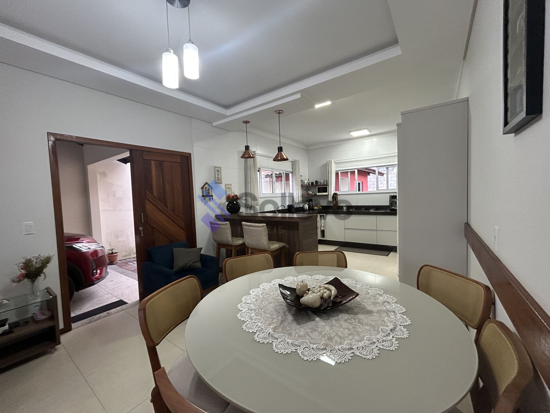 Casa à venda com 2 quartos, 109m² - Foto 4