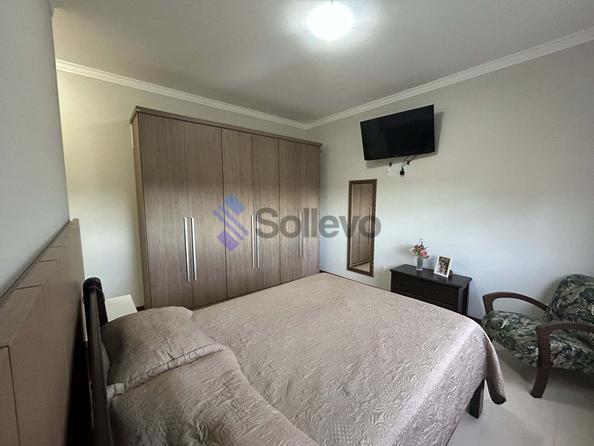 Casa à venda com 2 quartos, 109m² - Foto 12