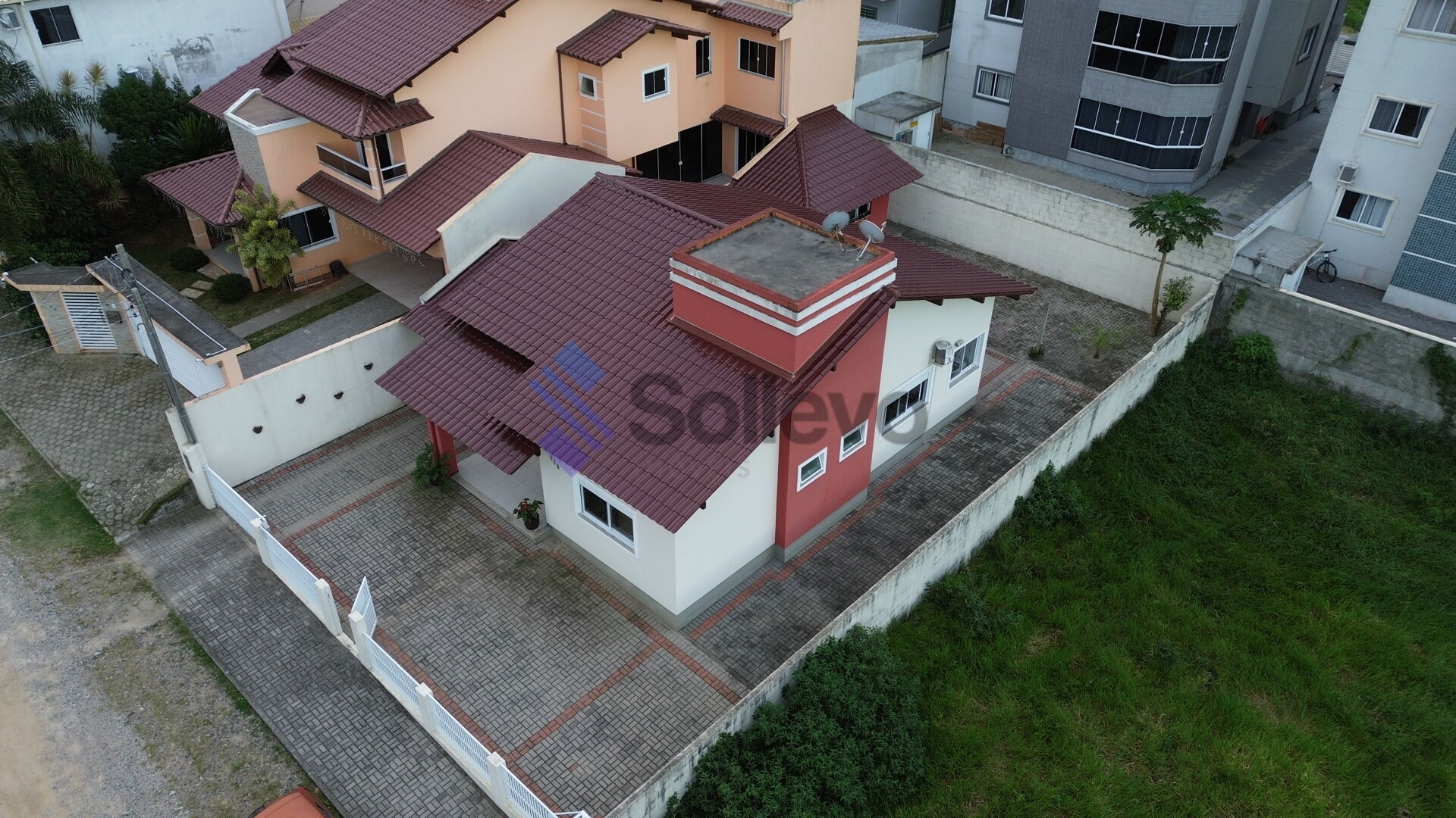 Casa à venda com 2 quartos, 109m² - Foto 18