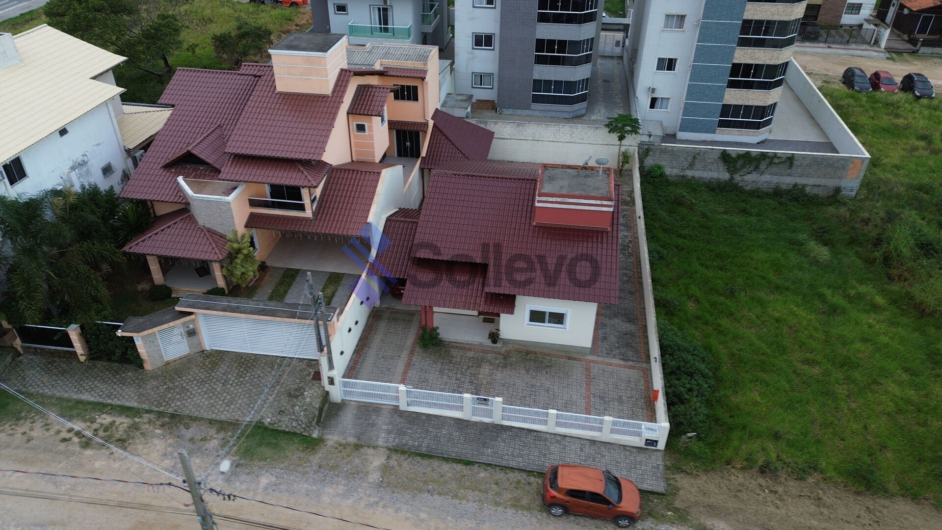 Casa à venda com 2 quartos, 109m² - Foto 19