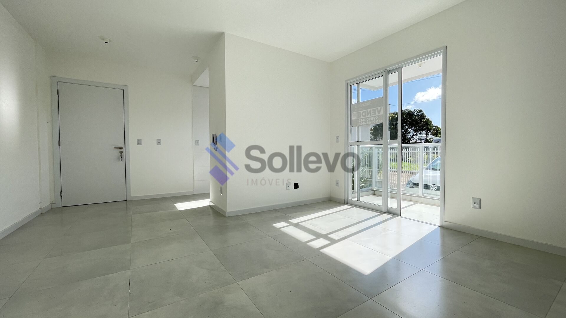 Apartamento à venda com 2 quartos, 67m² - Foto 3
