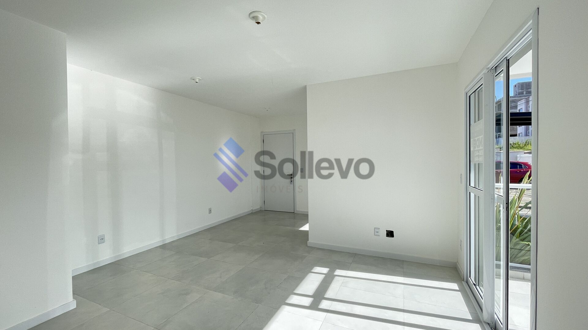 Apartamento à venda com 2 quartos, 67m² - Foto 4
