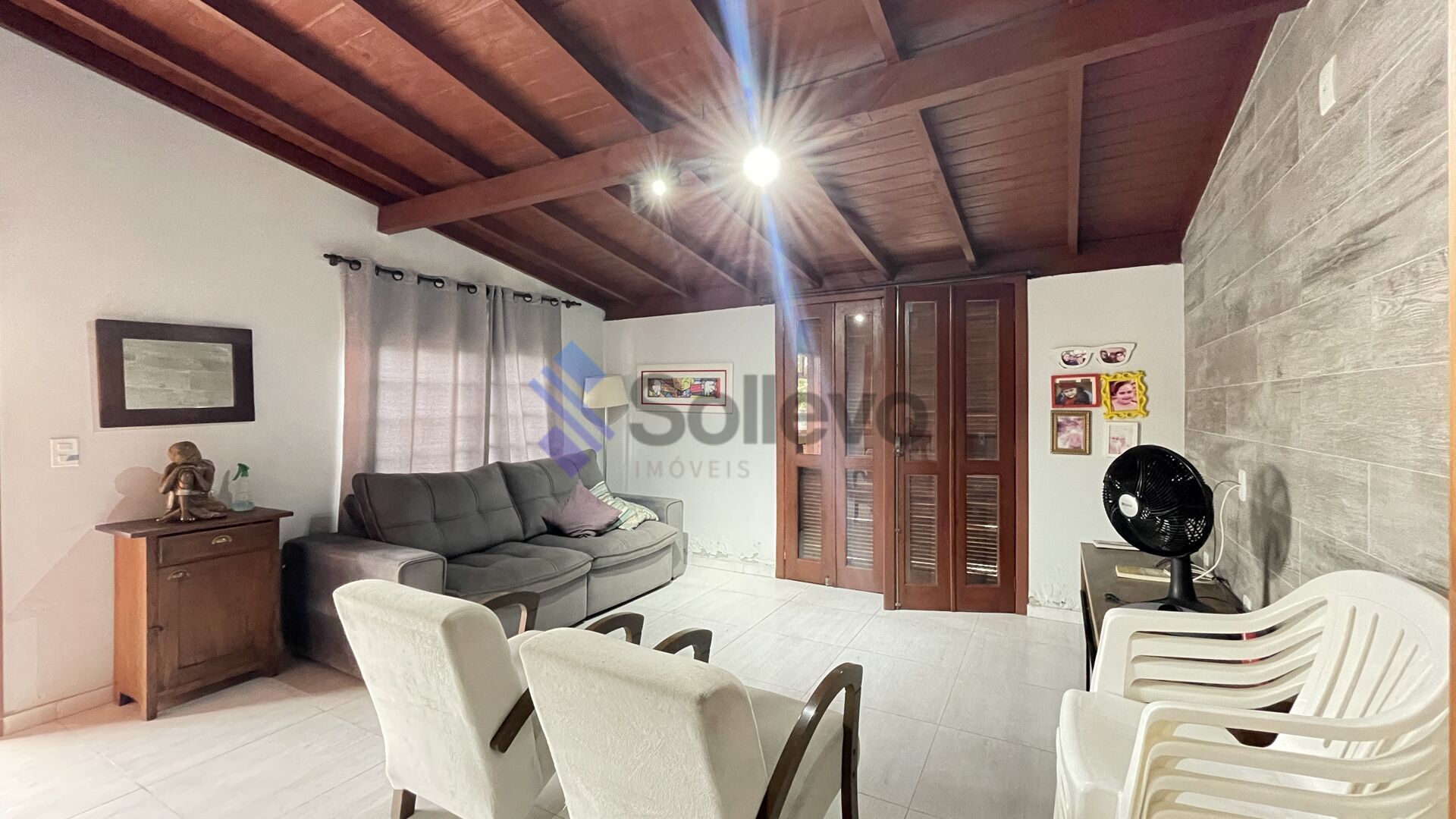 Casa à venda com 3 quartos, 190m² - Foto 11