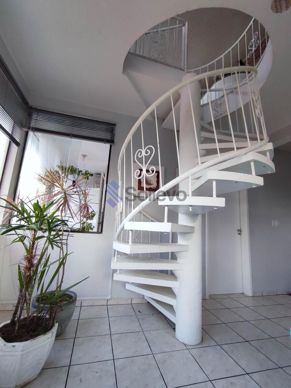 Casa à venda com 4 quartos, 334m² - Foto 20