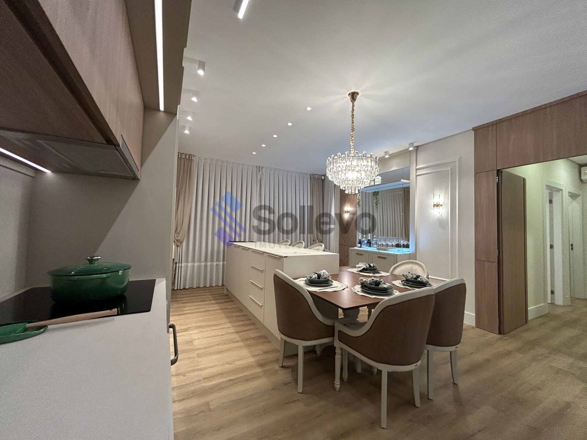 Apartamento à venda com 3 quartos, 127m² - Foto 4