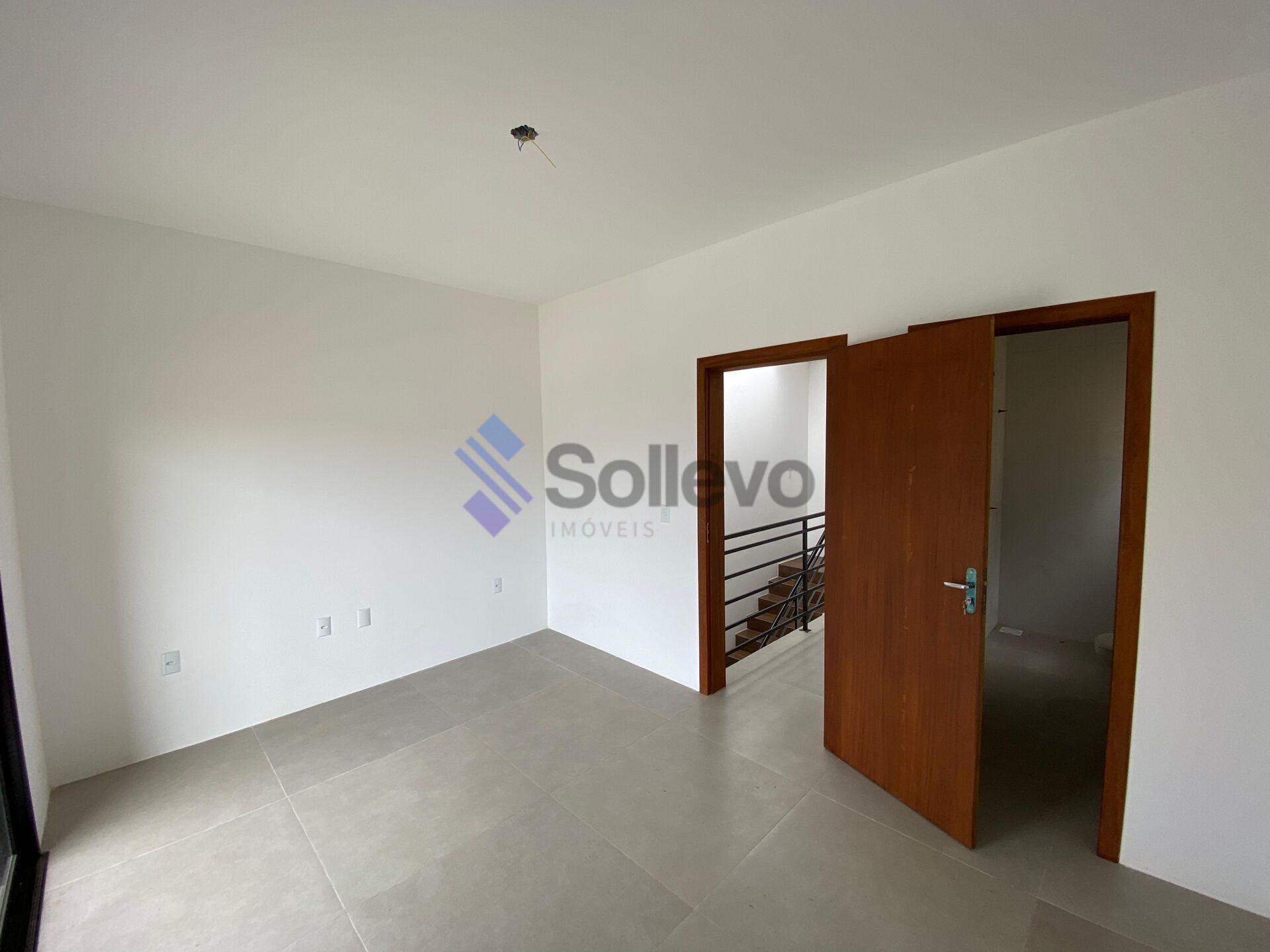 Casa à venda com 3 quartos, 109m² - Foto 18