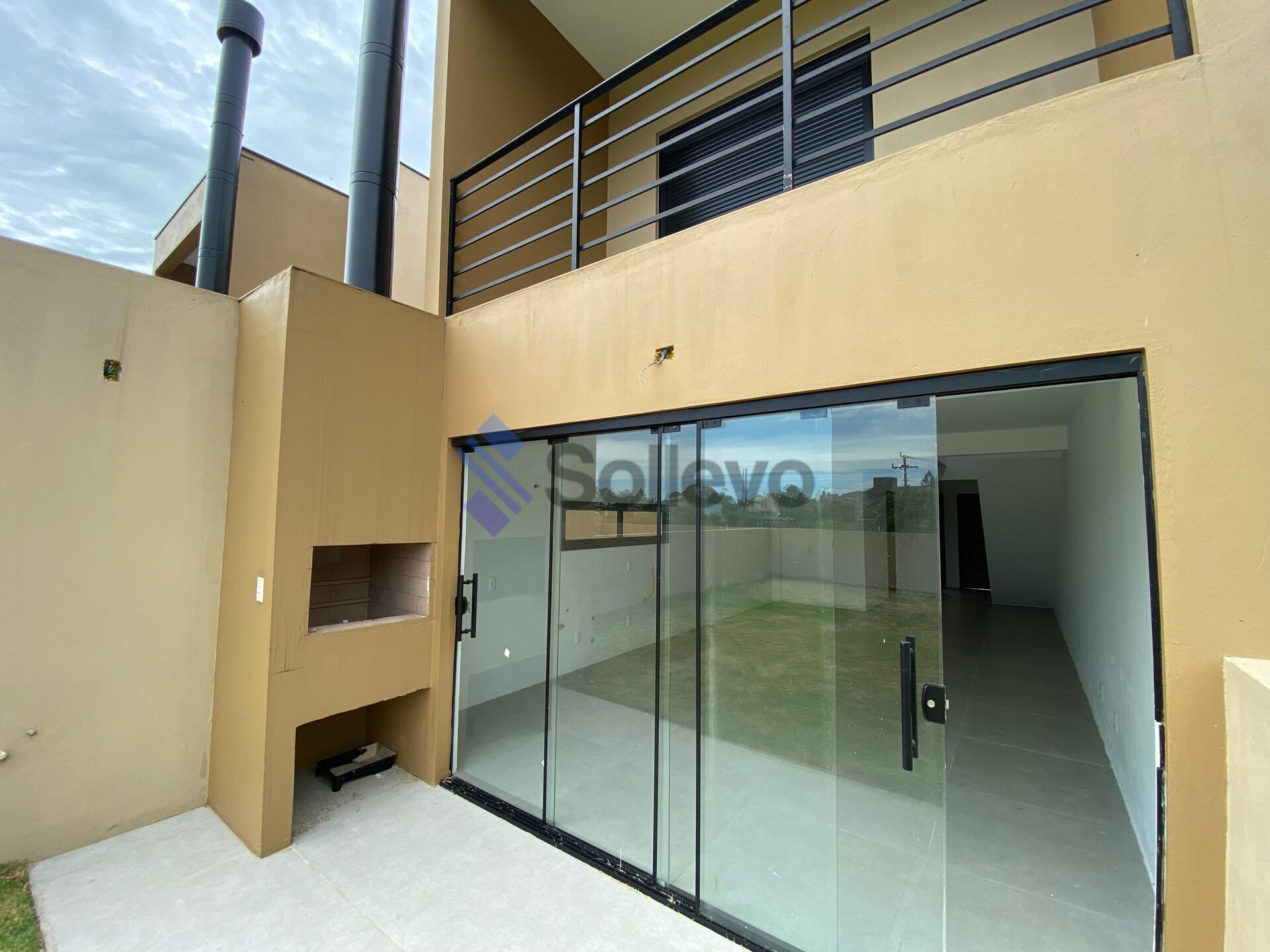 Casa à venda com 3 quartos, 109m² - Foto 3