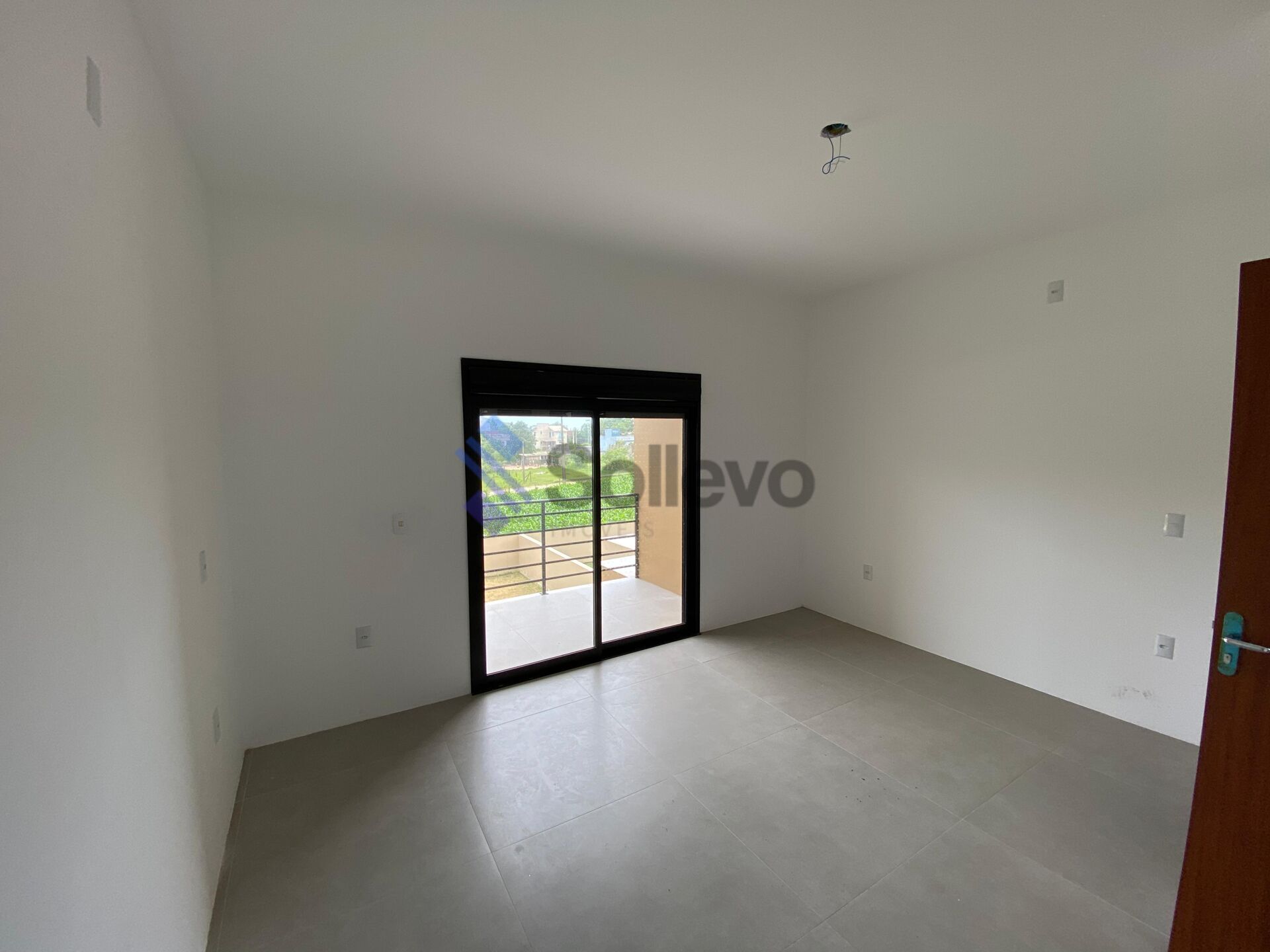 Casa à venda com 3 quartos, 109m² - Foto 11