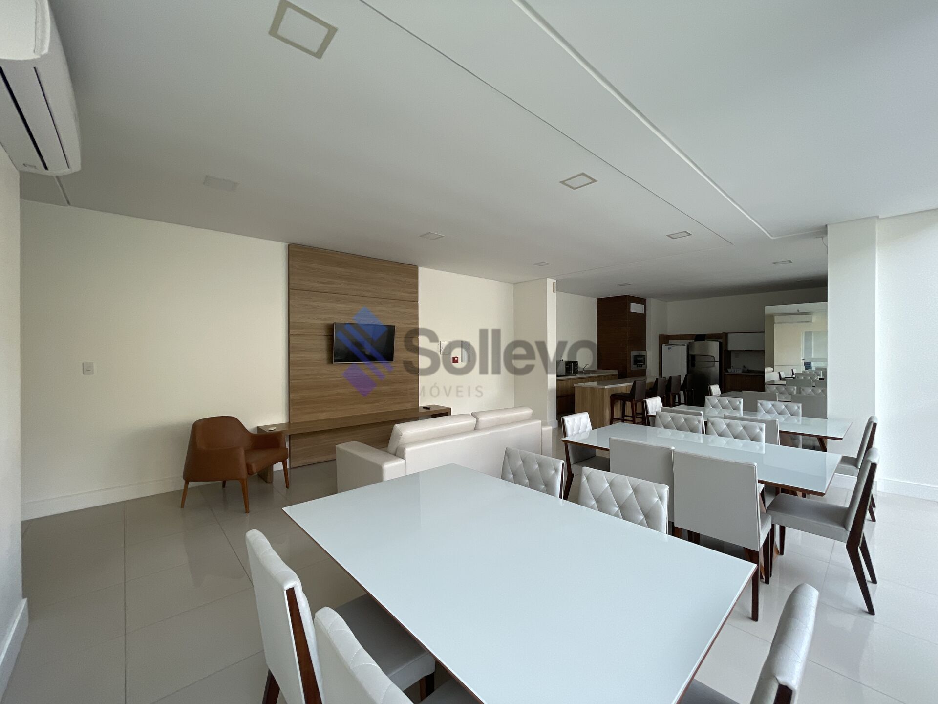 Apartamento à venda com 2 quartos, 79m² - Foto 29