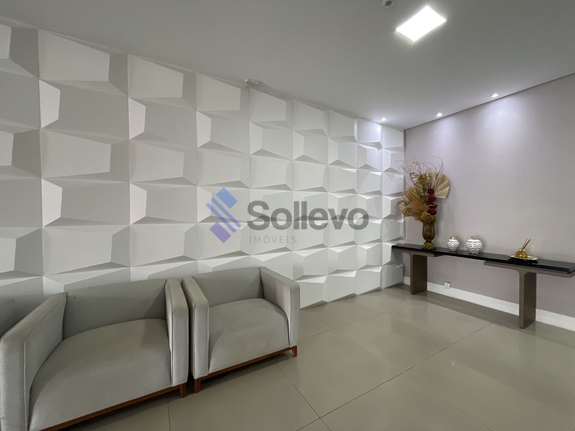 Apartamento à venda com 2 quartos, 79m² - Foto 4