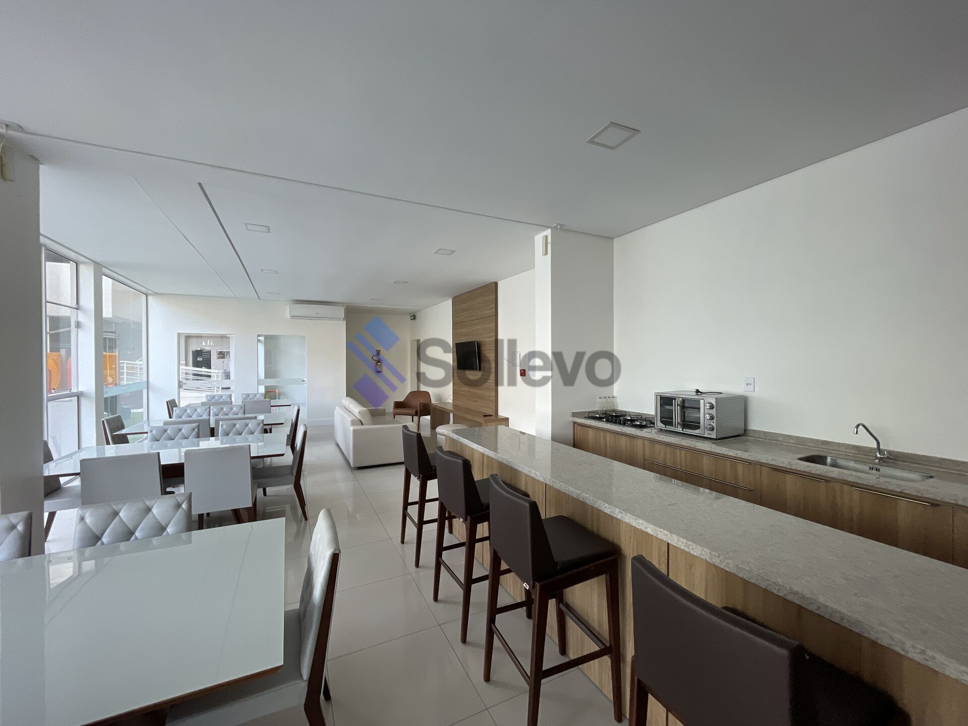 Apartamento à venda com 2 quartos, 79m² - Foto 32