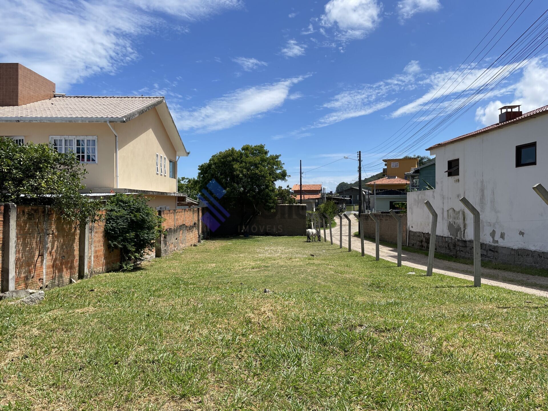 Terreno à venda, 370m² - Foto 1