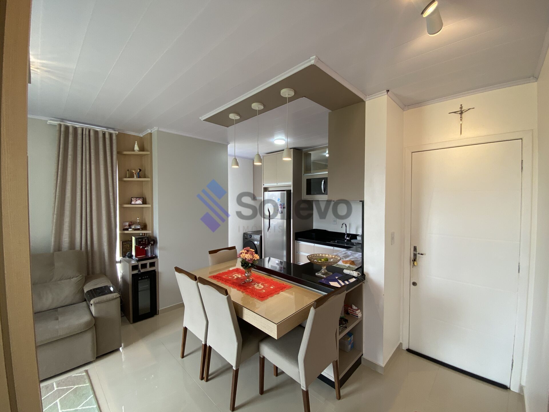 Apartamento à venda com 2 quartos, 65m² - Foto 3