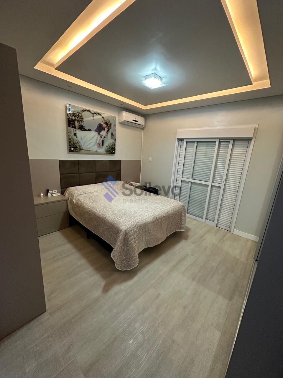Casa à venda com 3 quartos, 200m² - Foto 17