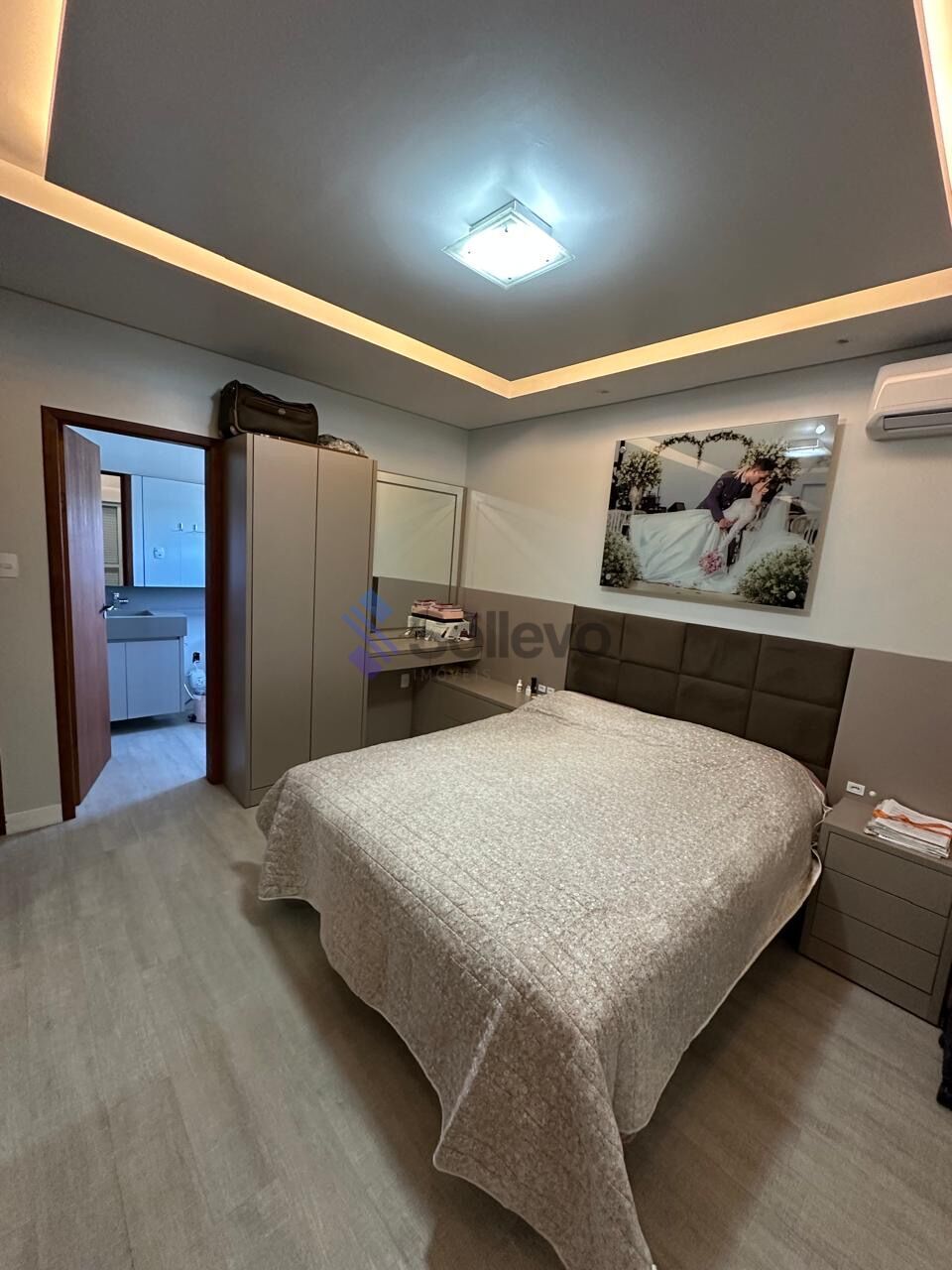 Casa à venda com 3 quartos, 200m² - Foto 19