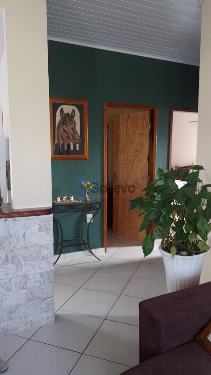 Casa à venda com 3 quartos, 418m² - Foto 13