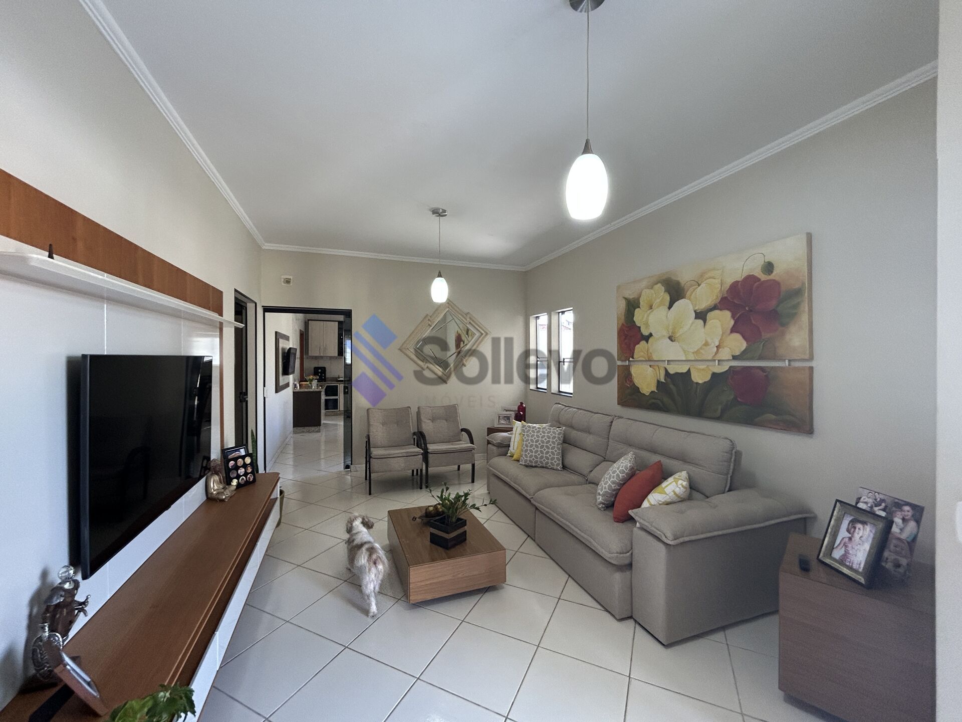Casa à venda com 3 quartos, 188m² - Foto 4