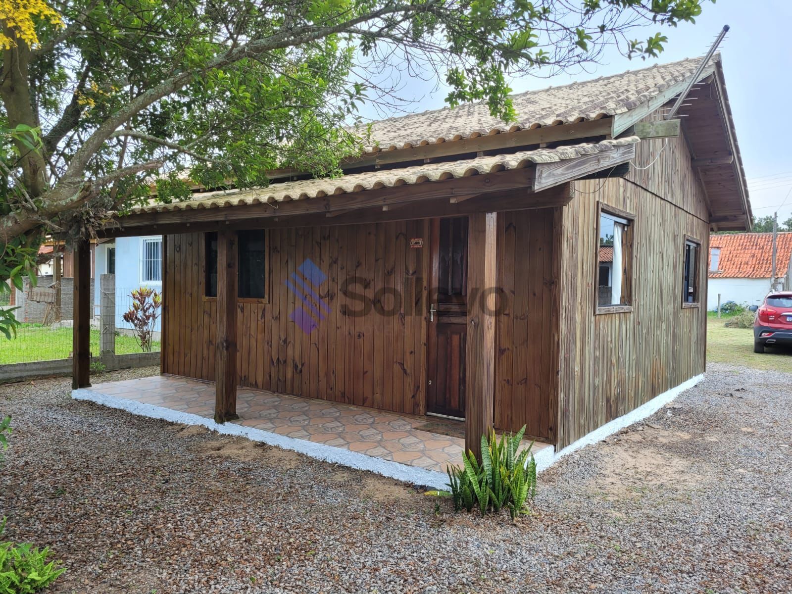 Casa à venda com 2 quartos, 42m² - Foto 1