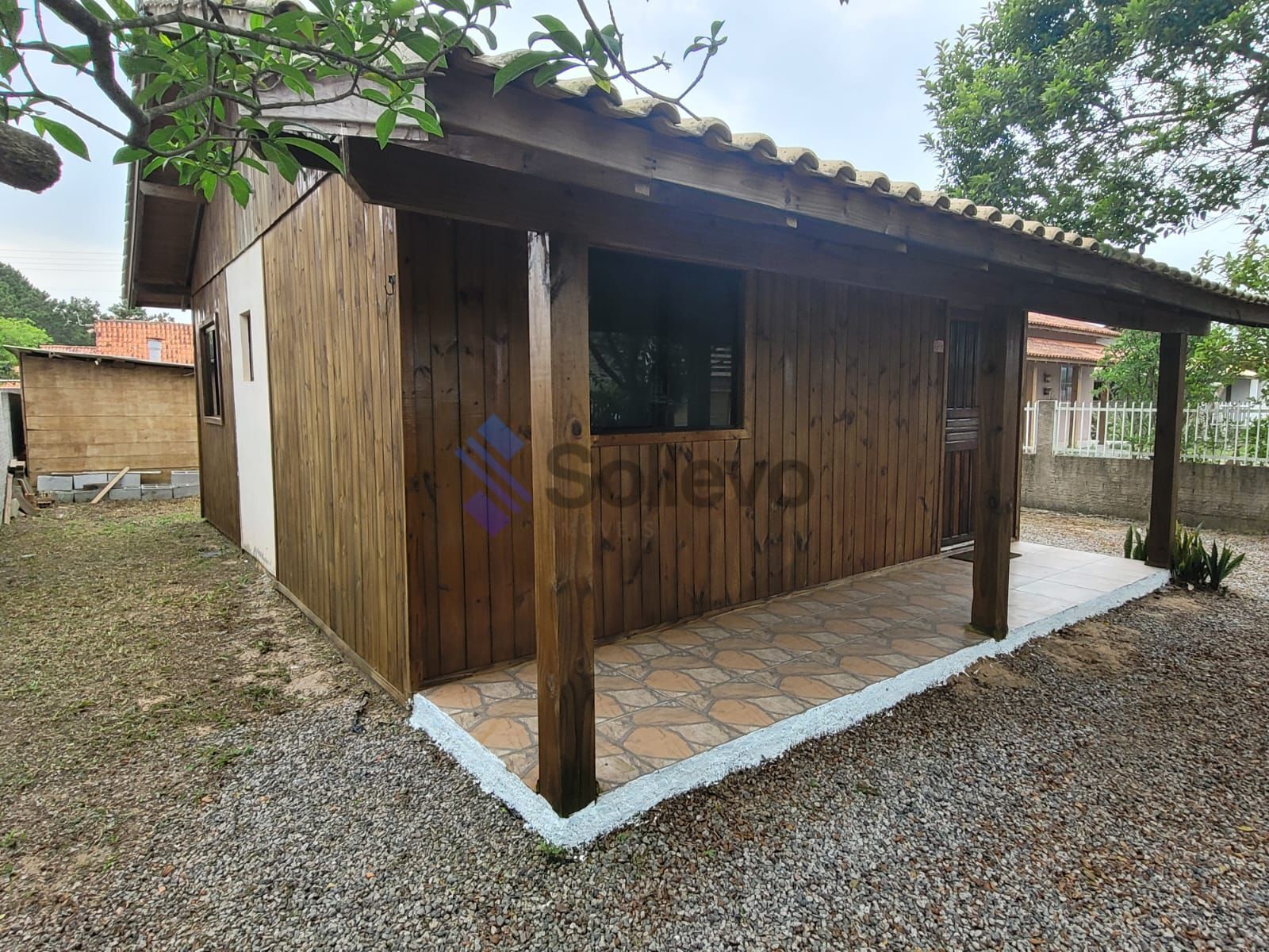 Casa à venda com 2 quartos, 42m² - Foto 2