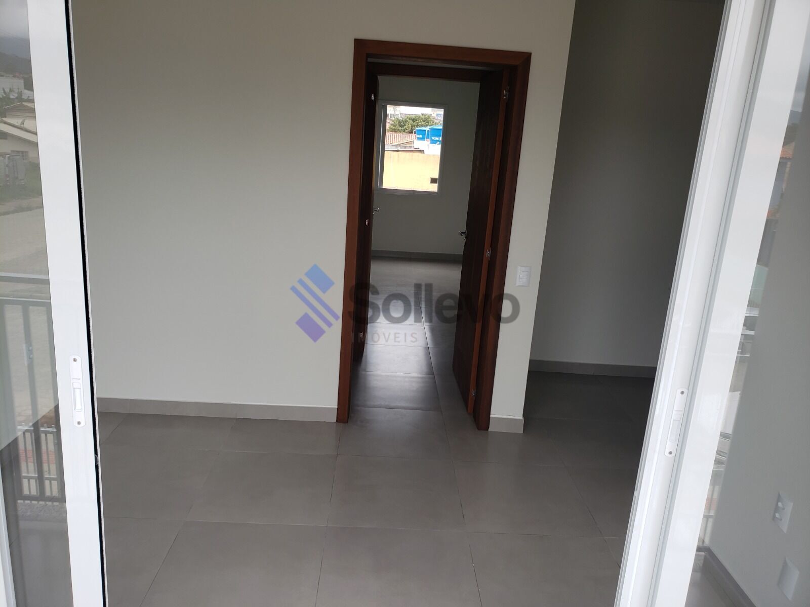 Casa à venda com 2 quartos, 92m² - Foto 14