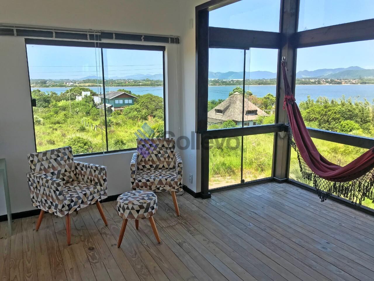 Casa à venda com 3 quartos, 170m² - Foto 4