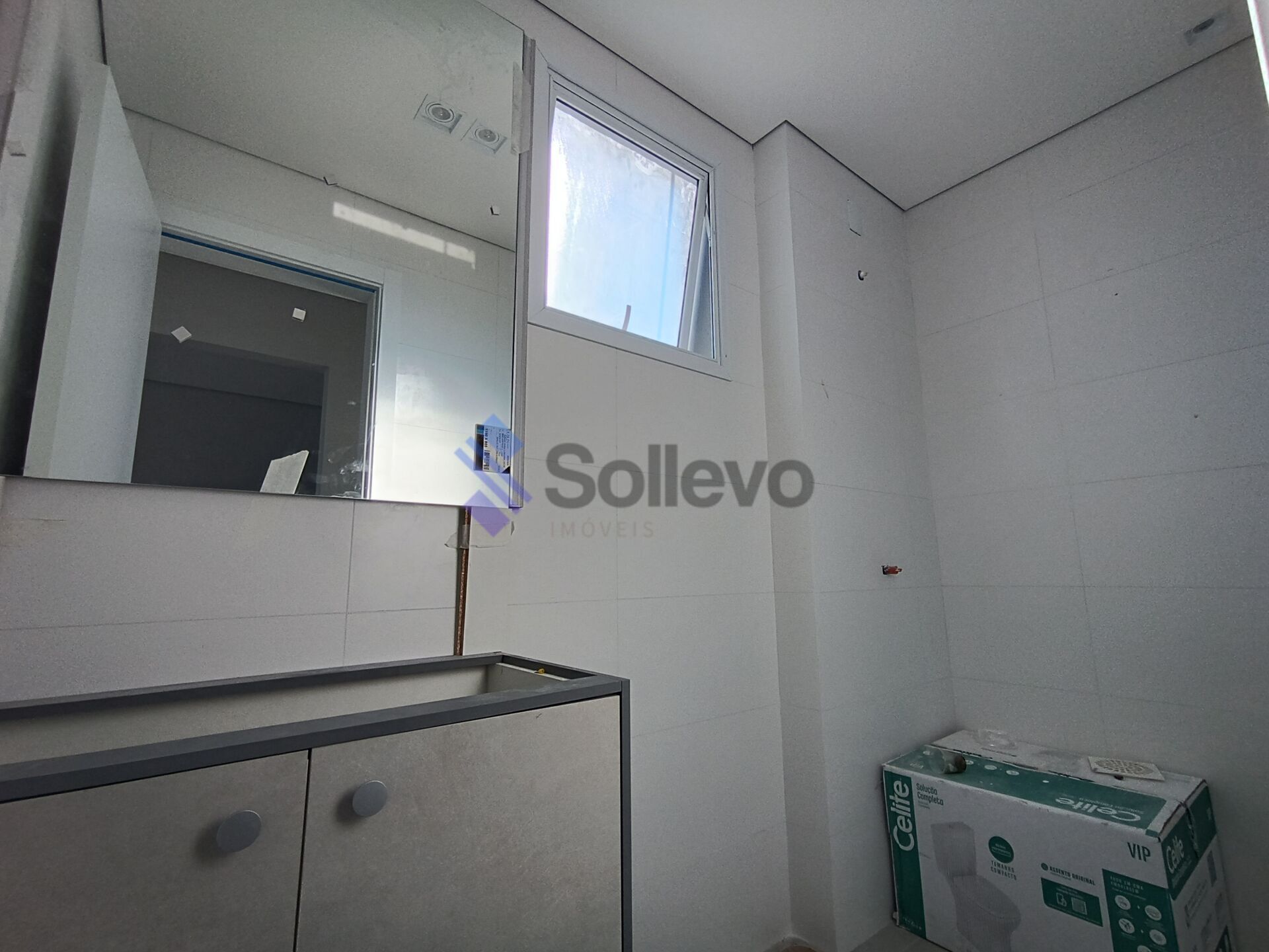 Apartamento à venda com 2 quartos, 68m² - Foto 3