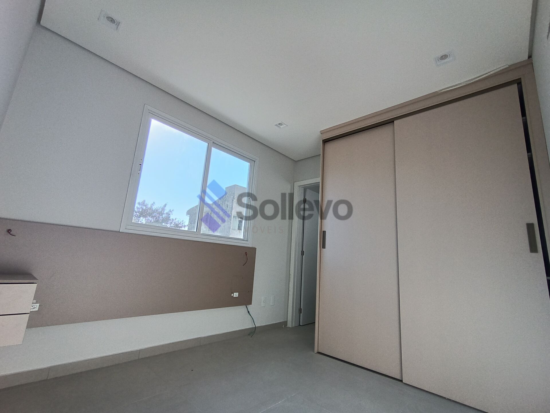 Apartamento à venda com 2 quartos, 68m² - Foto 4