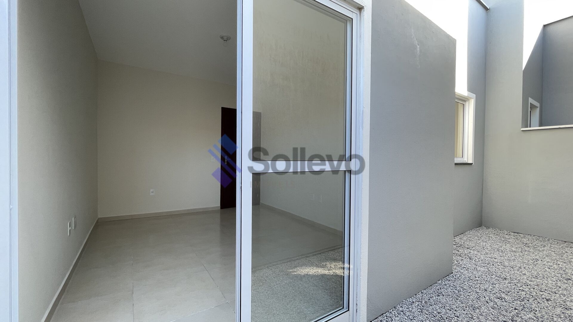 Casa à venda com 2 quartos, 55m² - Foto 12