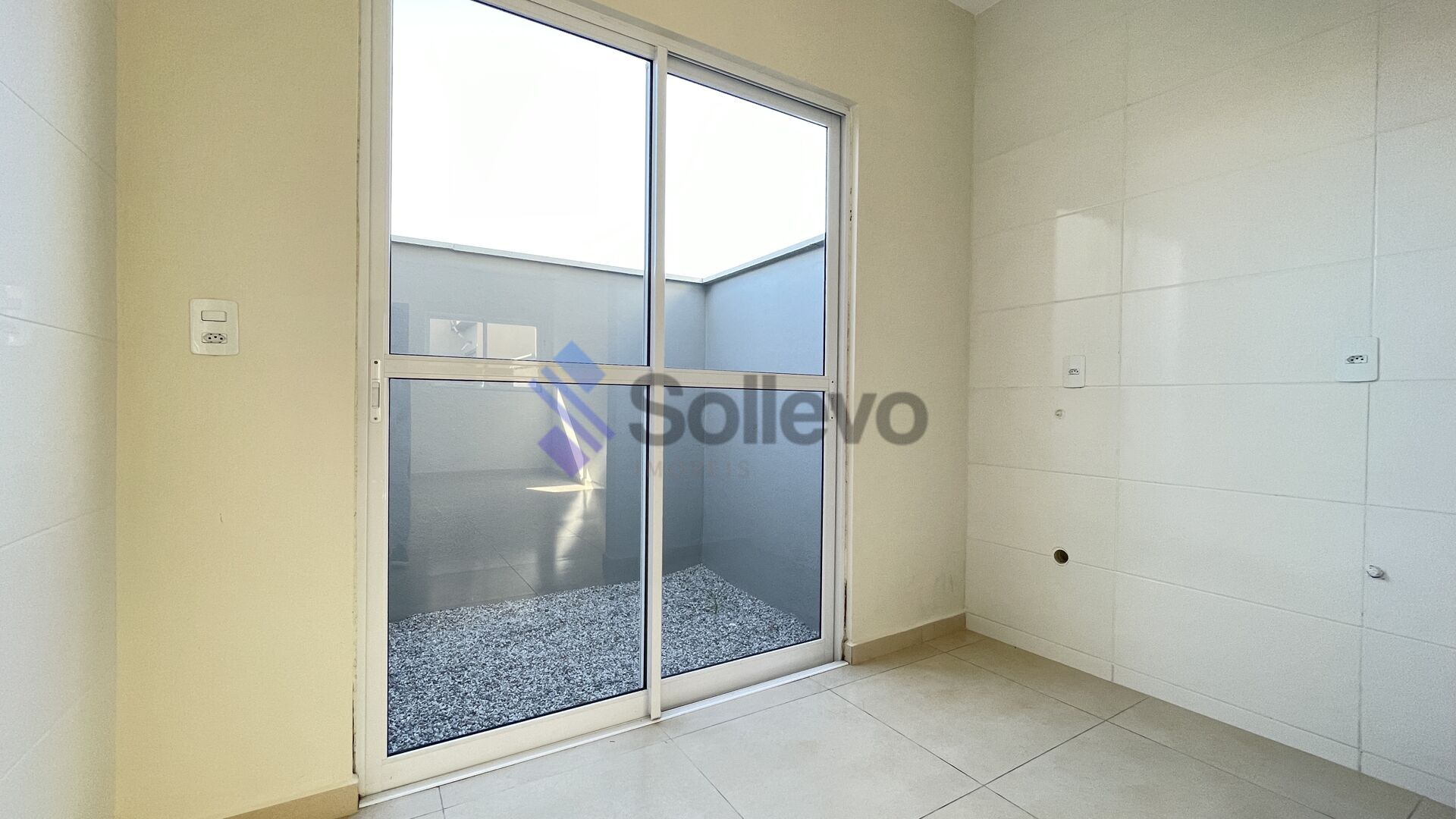 Casa à venda com 2 quartos, 55m² - Foto 20