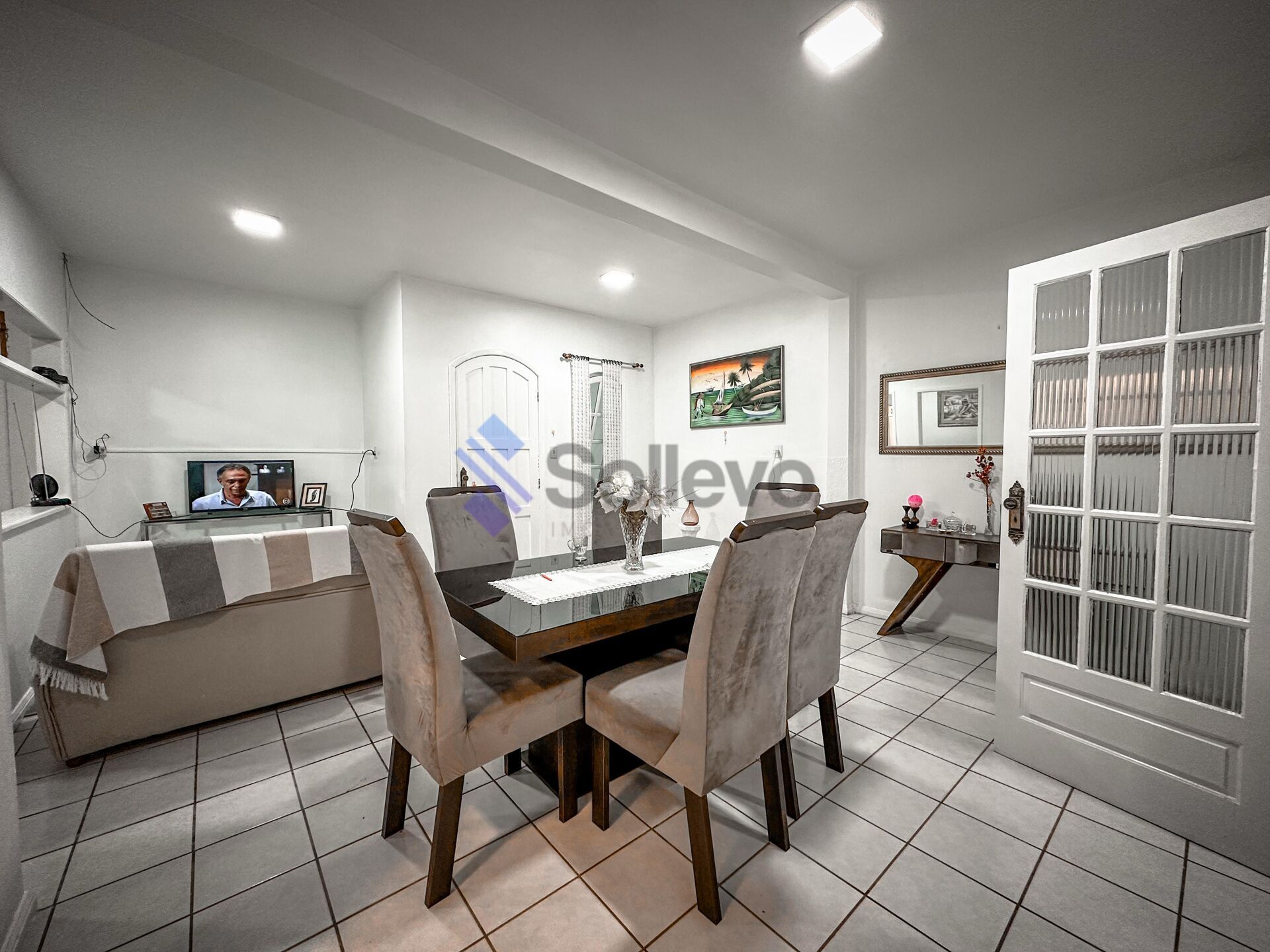 Casa à venda com 4 quartos, 170m² - Foto 6