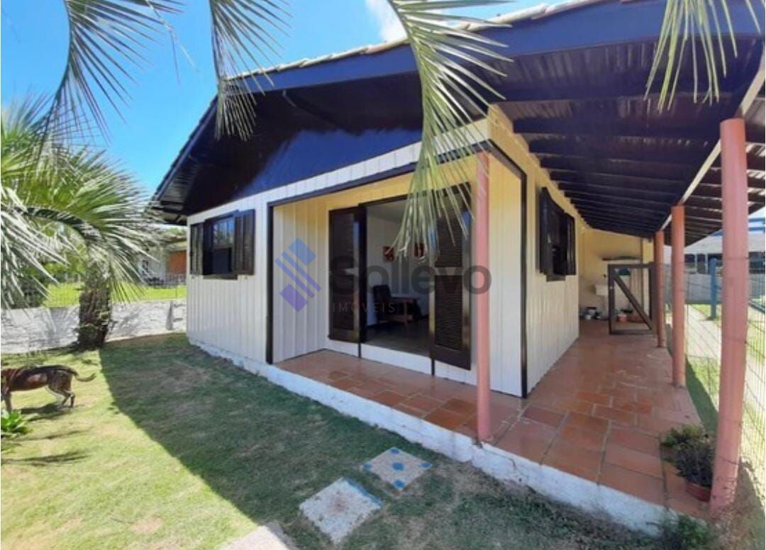 Casa à venda com 2 quartos, 150m² - Foto 2