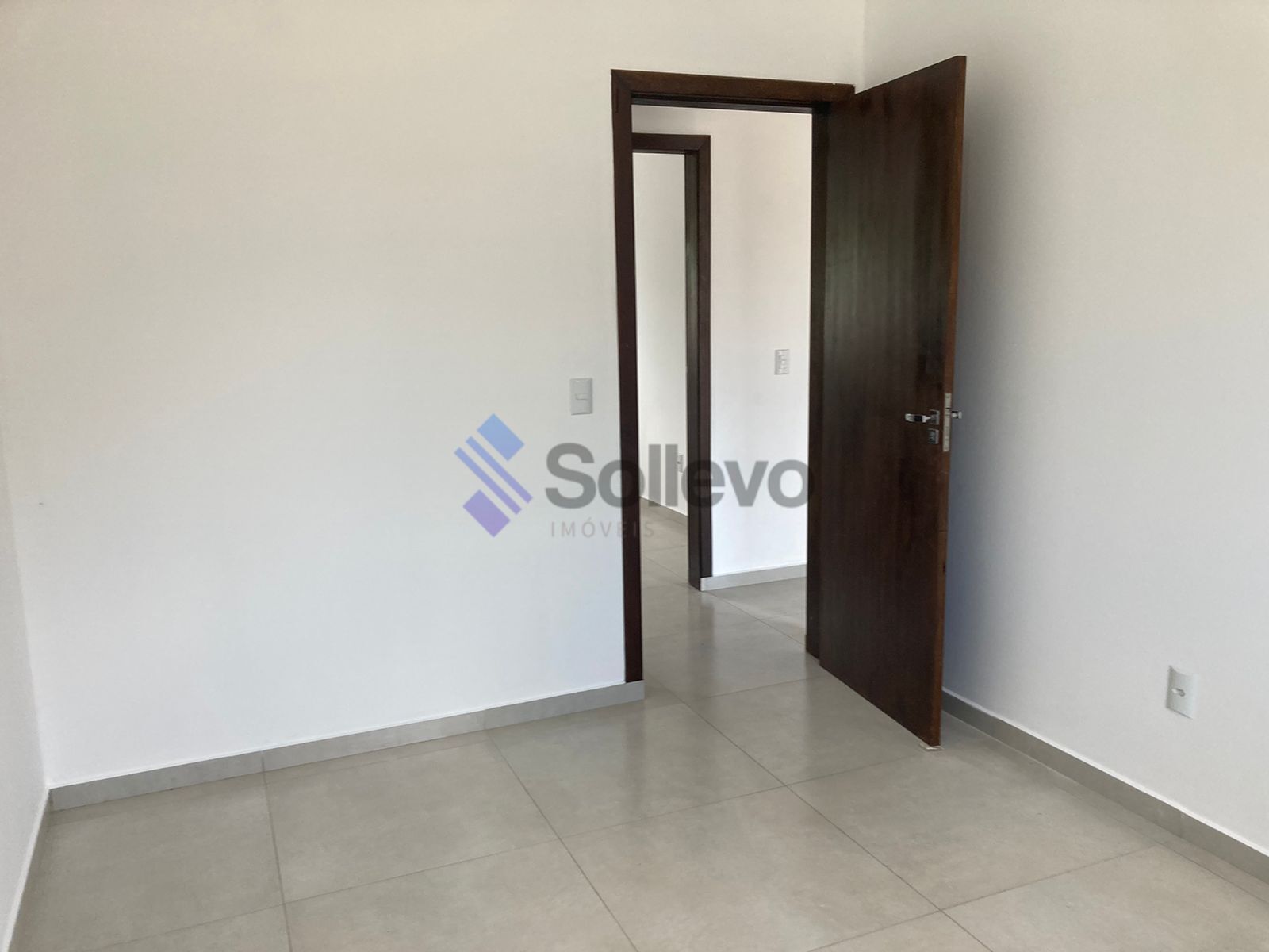 Casa à venda com 2 quartos, 51m² - Foto 12