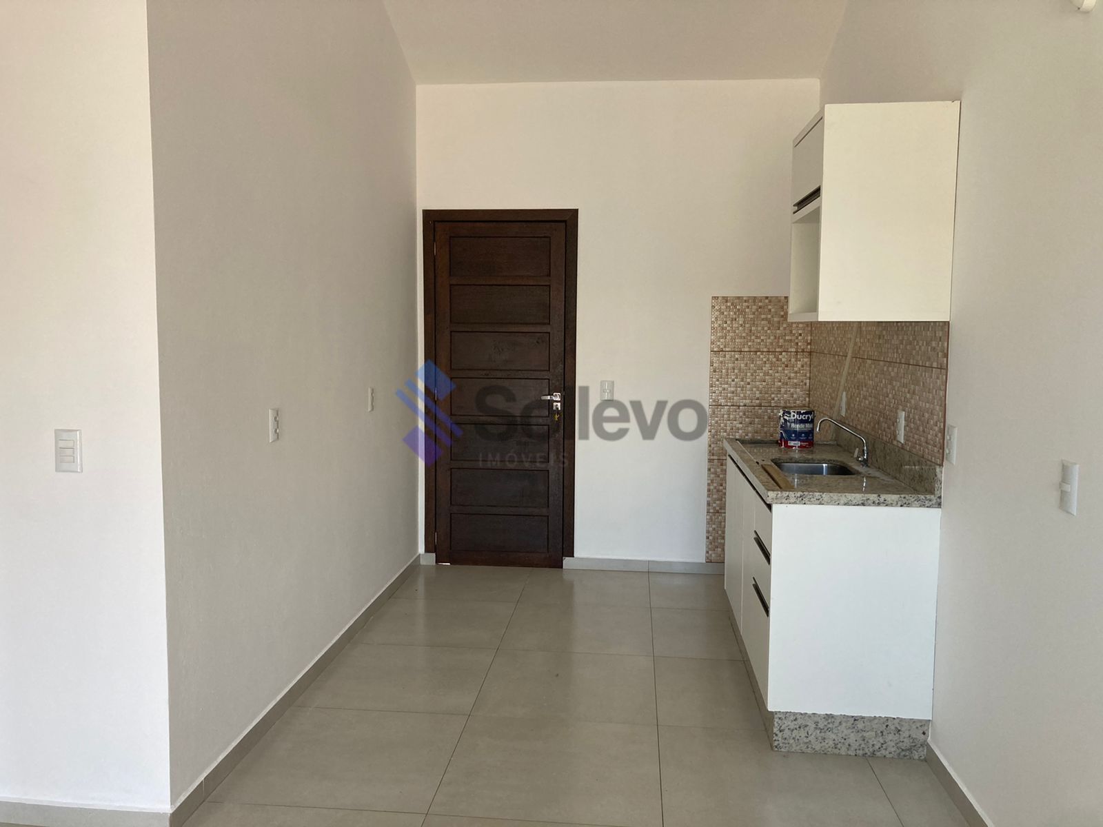 Casa à venda com 2 quartos, 51m² - Foto 8