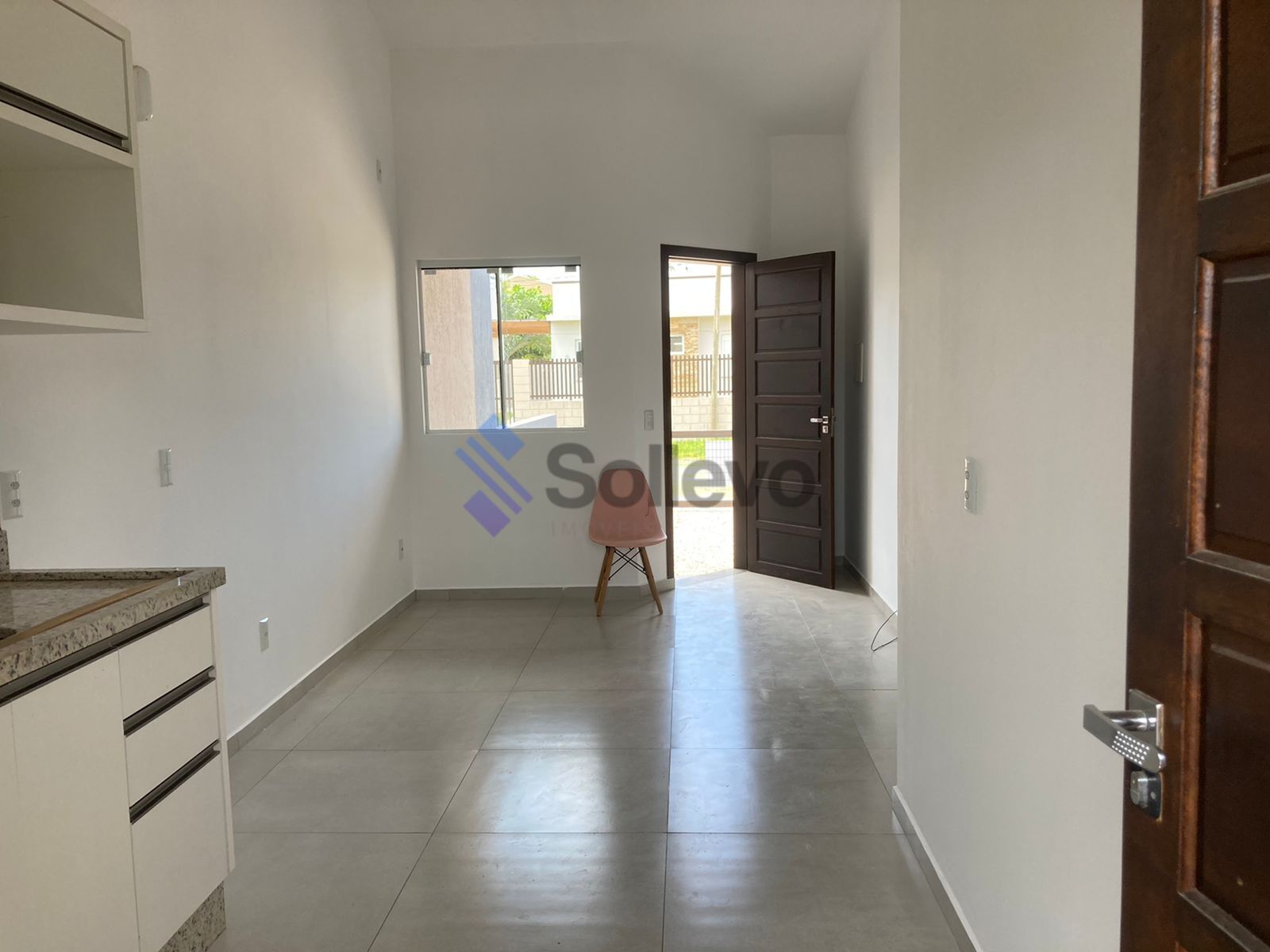 Casa à venda com 2 quartos, 51m² - Foto 9