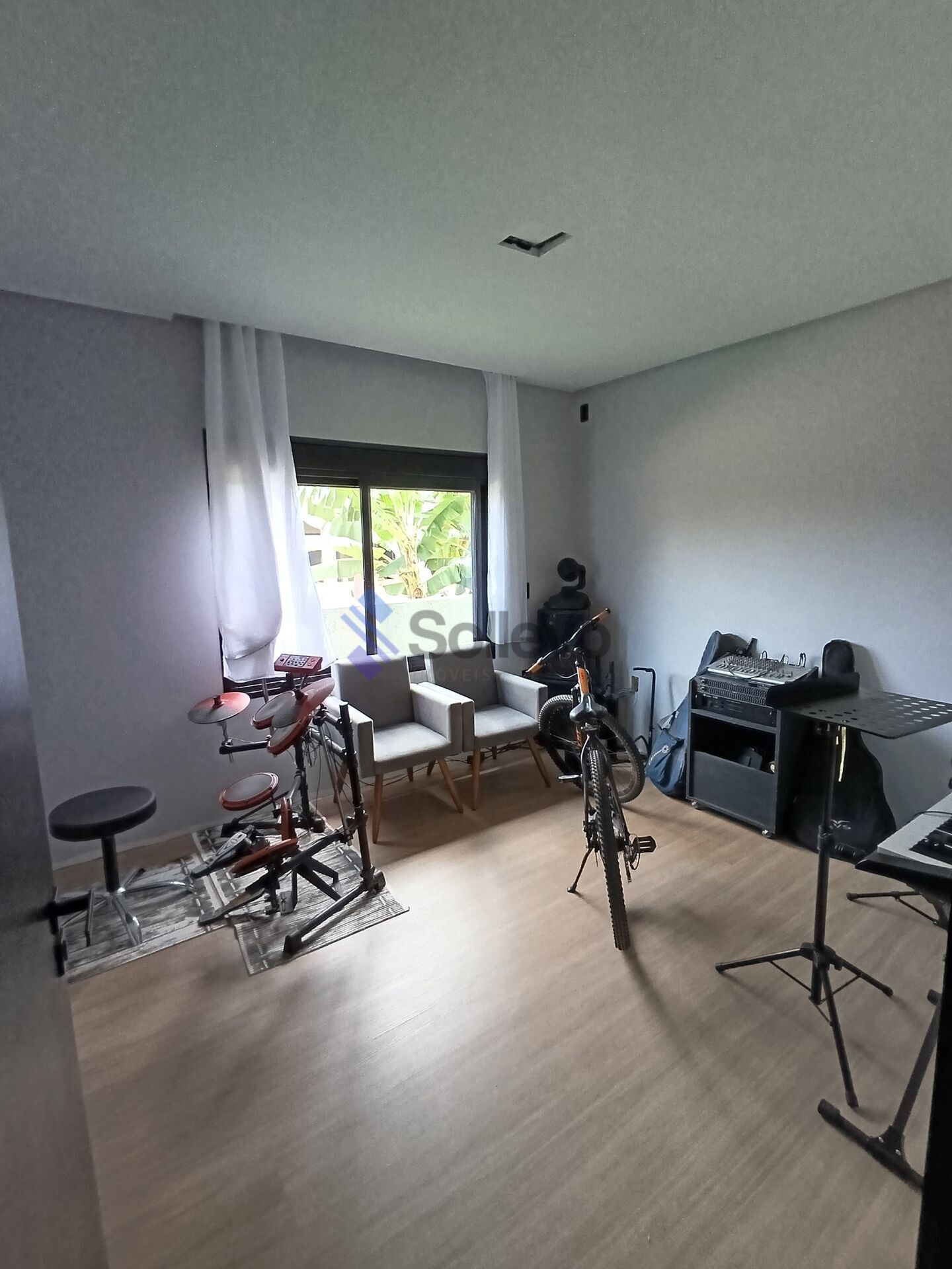 Casa à venda com 4 quartos, 206m² - Foto 19