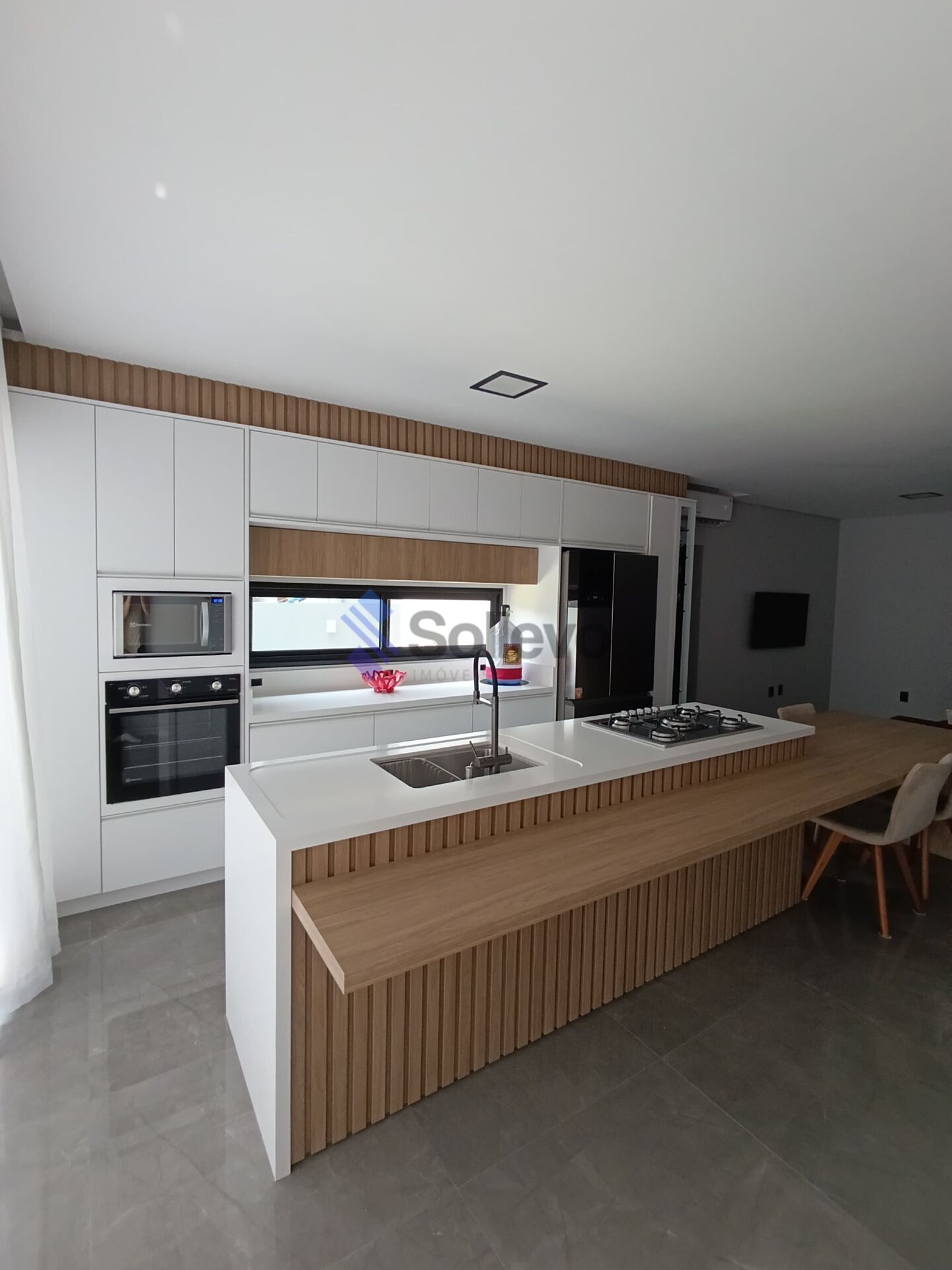 Casa à venda com 4 quartos, 206m² - Foto 5