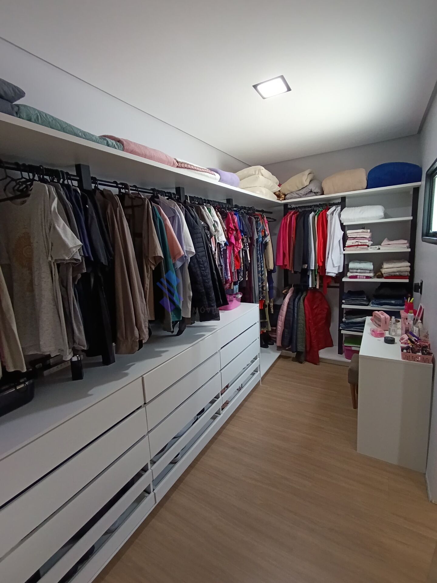 Casa à venda com 4 quartos, 206m² - Foto 25
