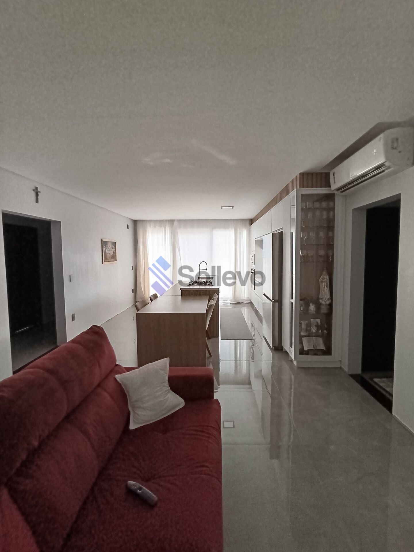 Casa à venda com 4 quartos, 206m² - Foto 4