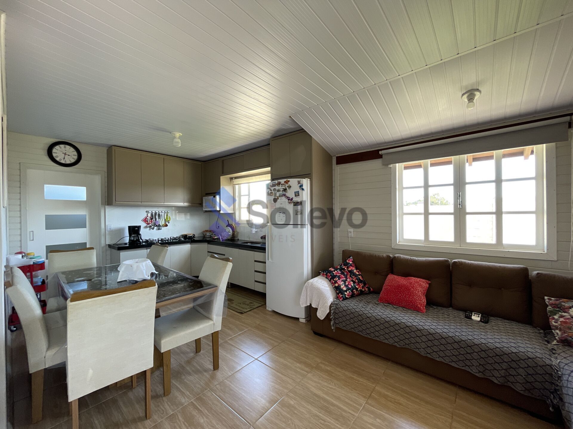 Casa à venda com 3 quartos, 150m² - Foto 13