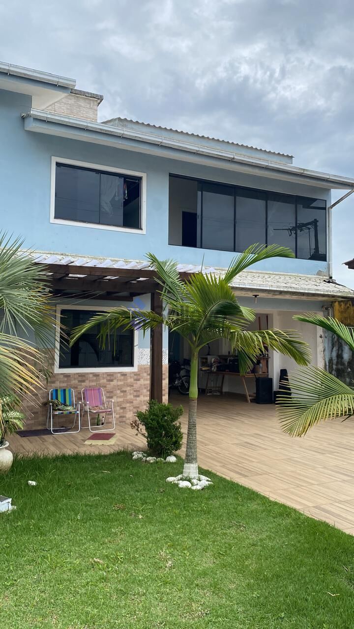 Casa à venda com 4 quartos, 190m² - Foto 2