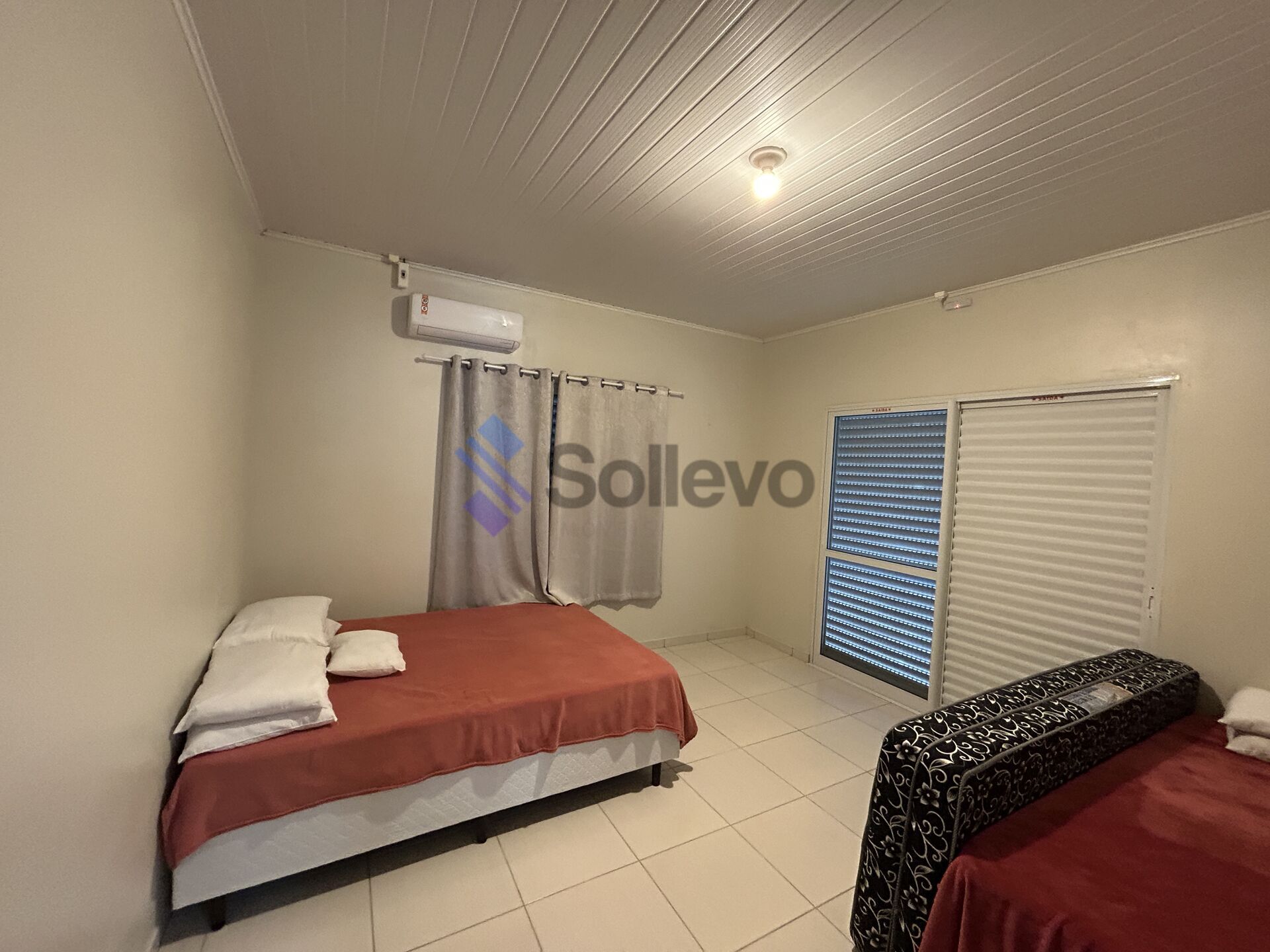 Casa à venda com 3 quartos, 450m² - Foto 4