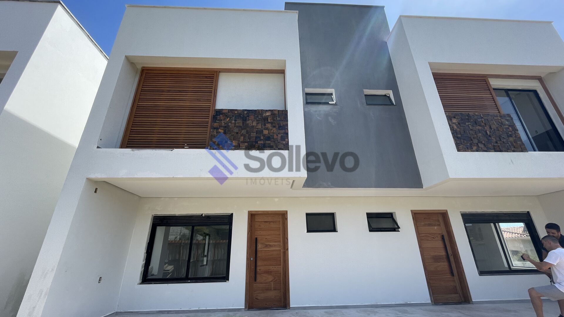 Casa à venda com 3 quartos, 129m² - Foto 2