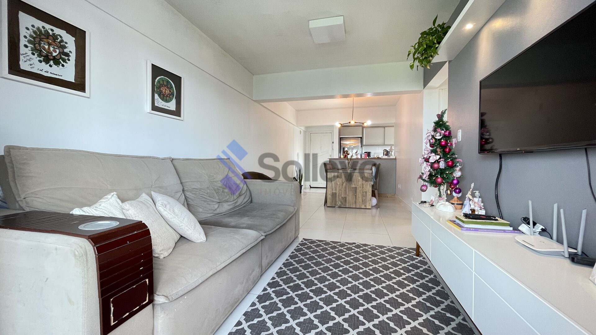 Apartamento à venda com 2 quartos, 70m² - Foto 7