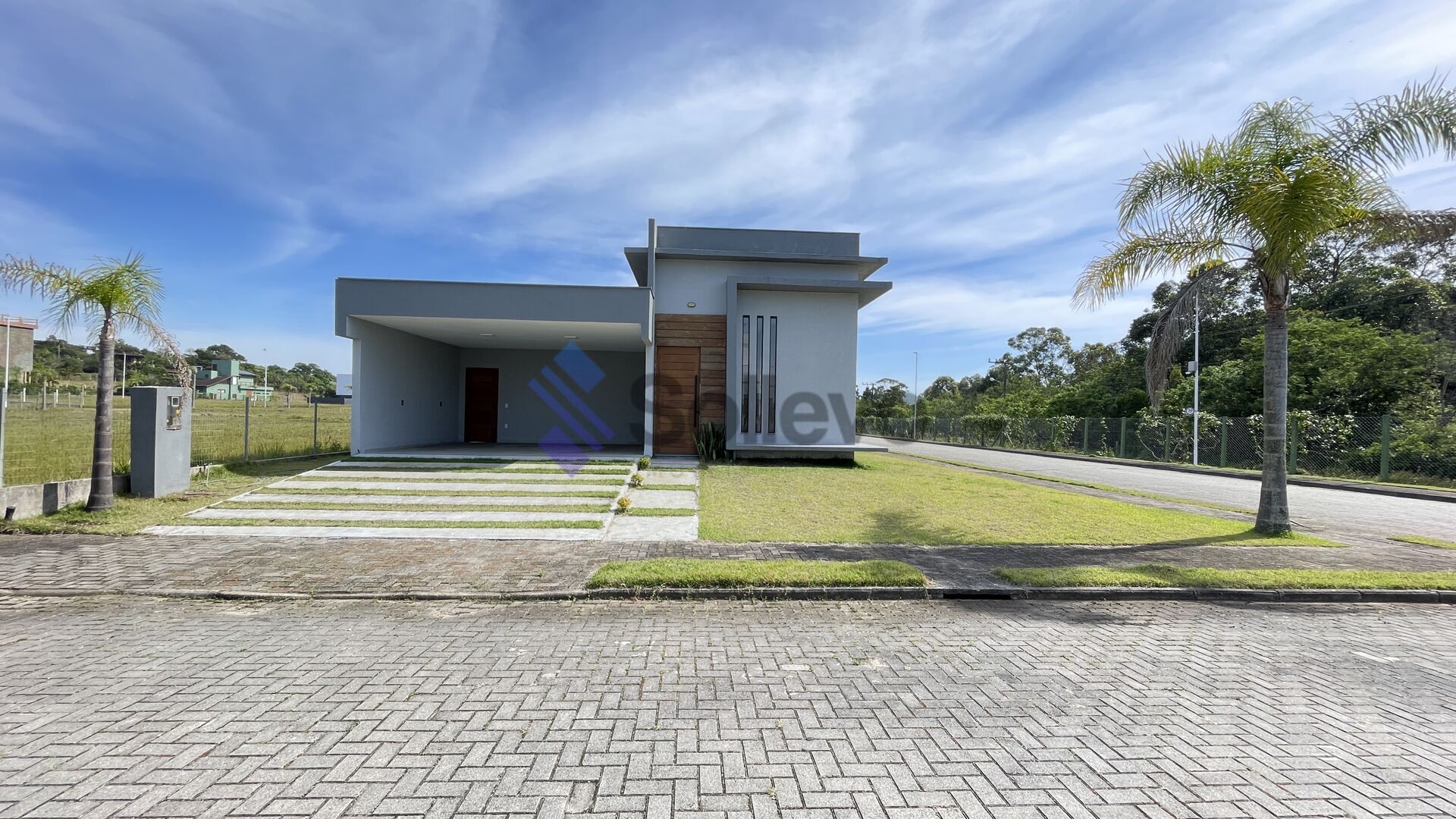 Casa, 3 quartos, 163 m² - Foto 1