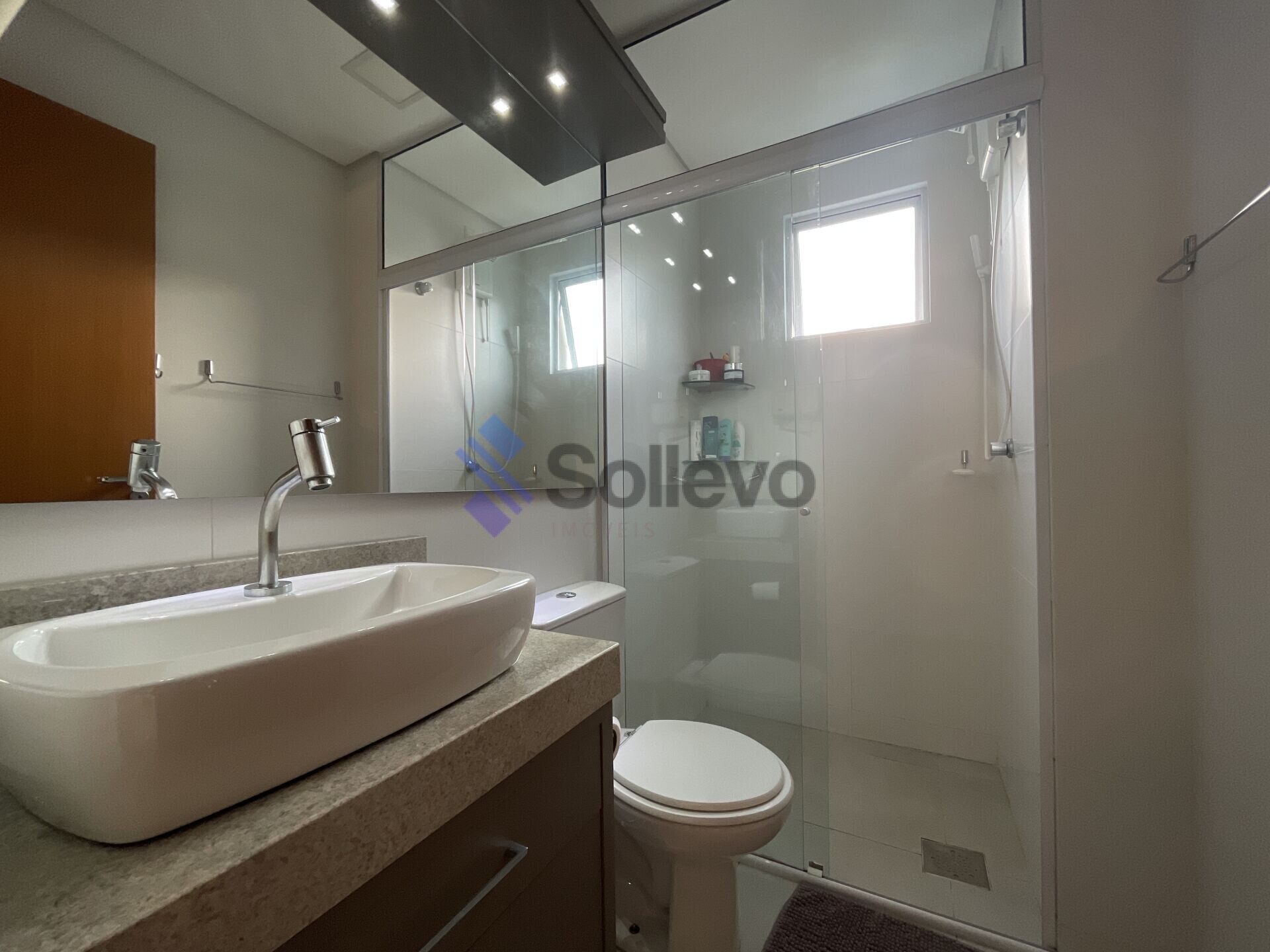 Apartamento à venda com 2 quartos, 67m² - Foto 16