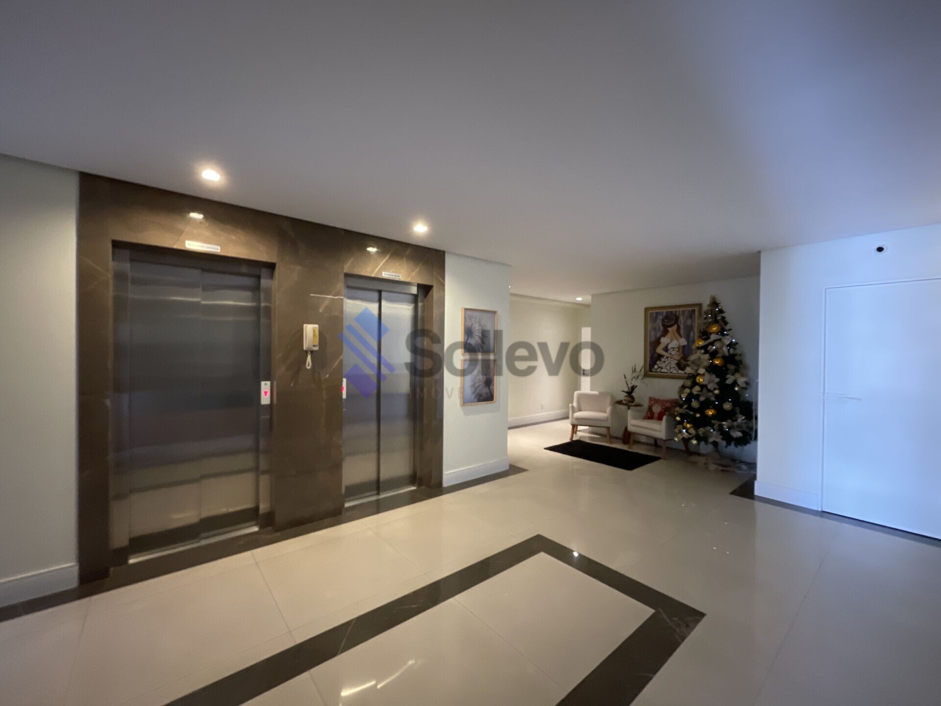 Apartamento à venda com 2 quartos, 102m² - Foto 4