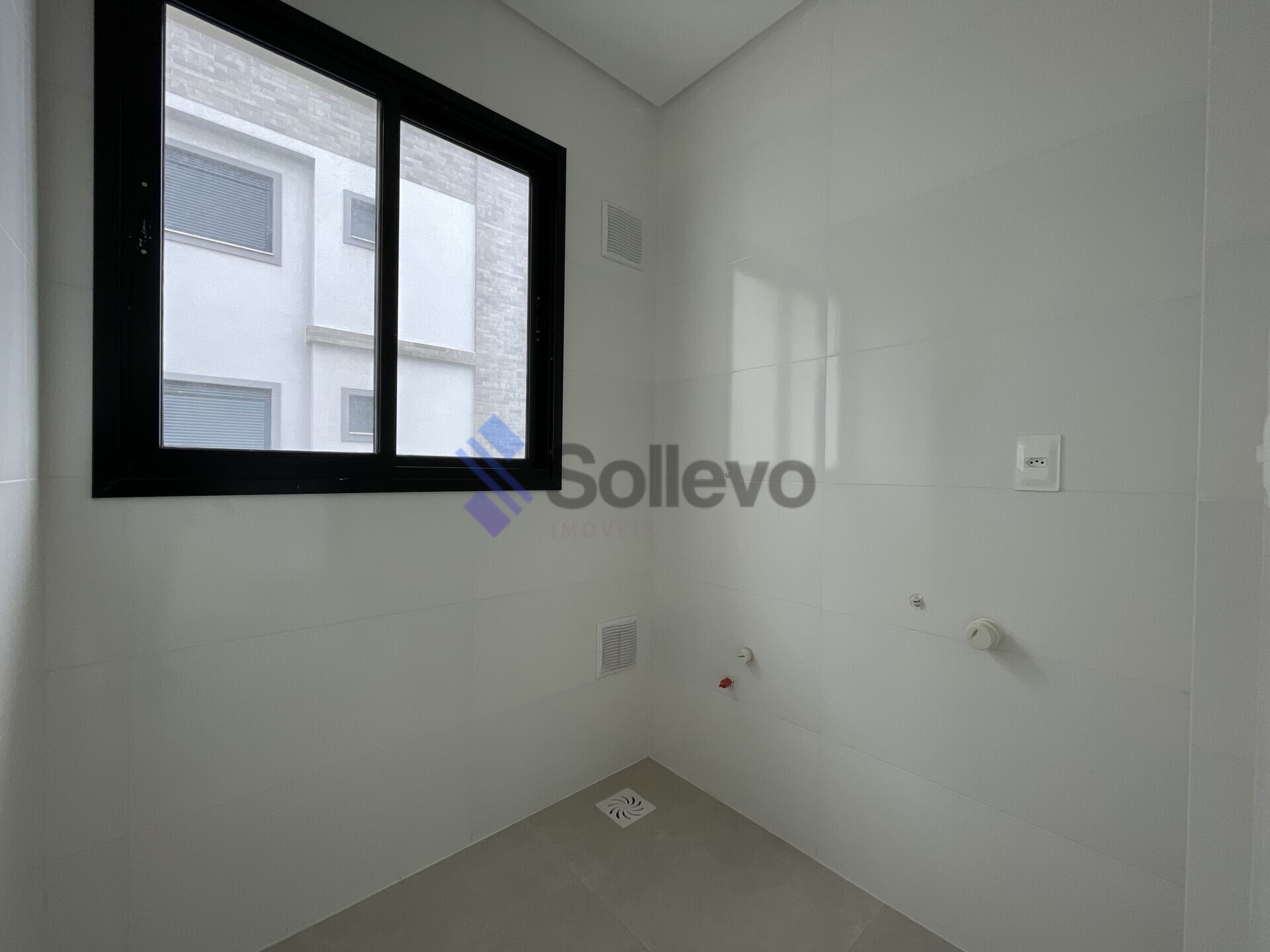 Apartamento à venda com 2 quartos, 63m² - Foto 11