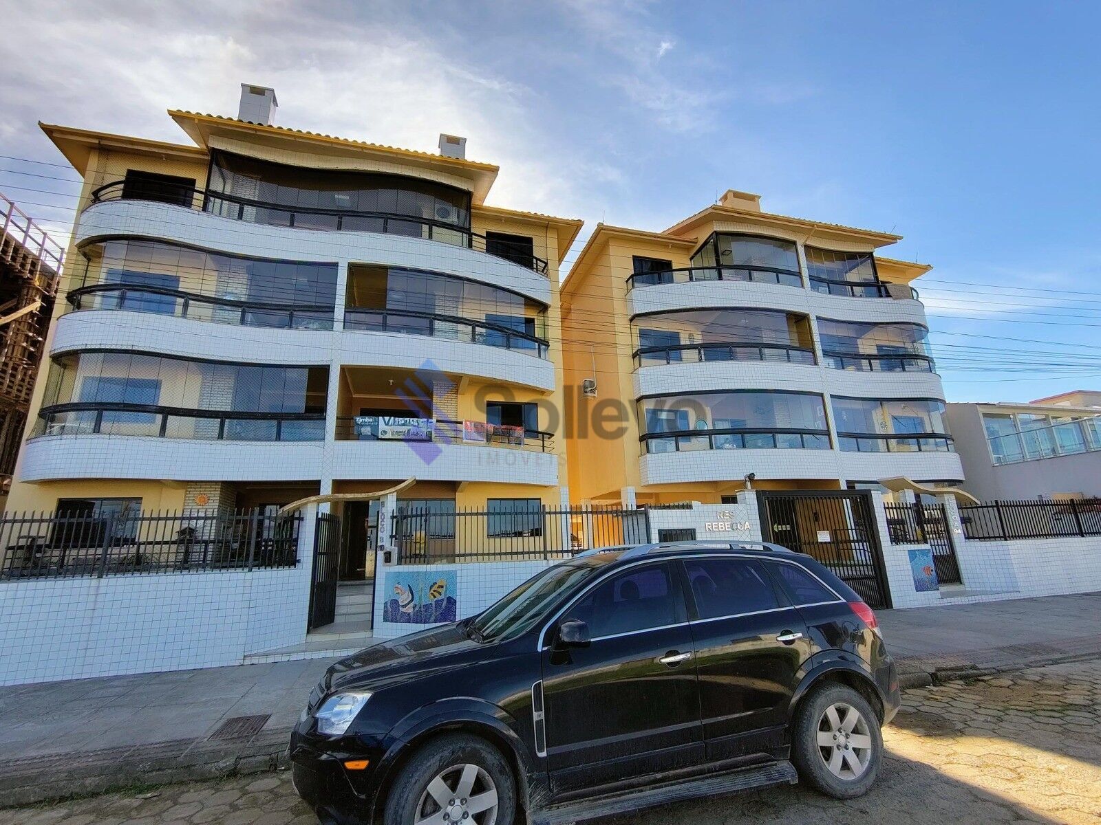 Apartamento à venda com 3 quartos, 103m² - Foto 1